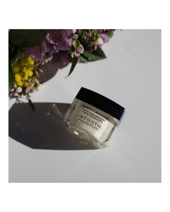 Crema Terapia Iluminadora Protectora Antifatiga 50 ml Atashi